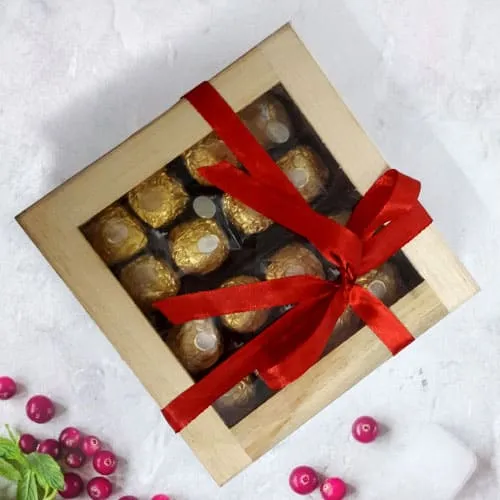Online Shopping of Ferrero Rocher Gift Box