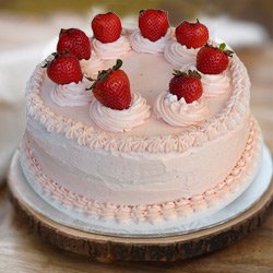 3/4 Star Bakery's Craving’s Delight 1 Lb Strawberry Cake 3/4 Star Bakery's Craving’s Delight 1 Lb Strawberry Cake