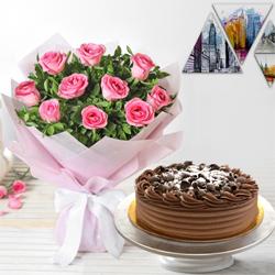 Tempting 10 Pink Roses and 1/2 Kg Eggless Chocolate Cake Tempting 10 Pink Roses and 1/2 Kg Eggless Chocolate Cake
