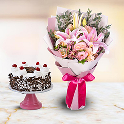 Romantic Mixed Flowers Bouquet with 1 Lb Black Forest Cake Romantic Mixed Flowers Bouquet with 1 Lb Black Forest Cake