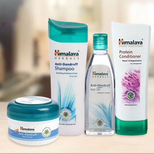 Get Himalaya Herbal 4-in-1 Hair Care Pack