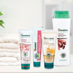 Look Fair with Himalaya Fairness Pack Look Fair with Himalaya Fairness Pack
