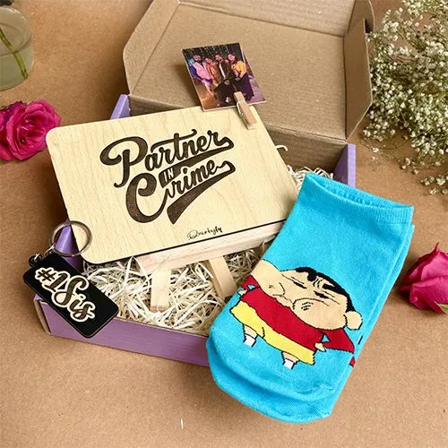 Charming Personalized Sis Gifts Hamper
